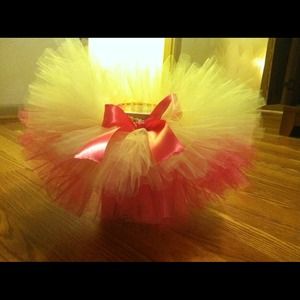 2 Tutus