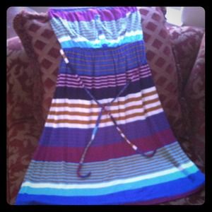 RESERVED!! strapless dress, never worn!! 👗