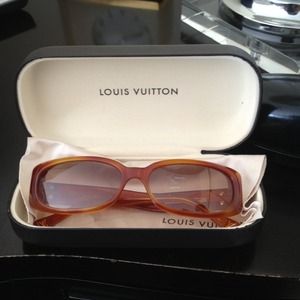 Reserved AUTHENTIC Louis Vuitton Sunglasses