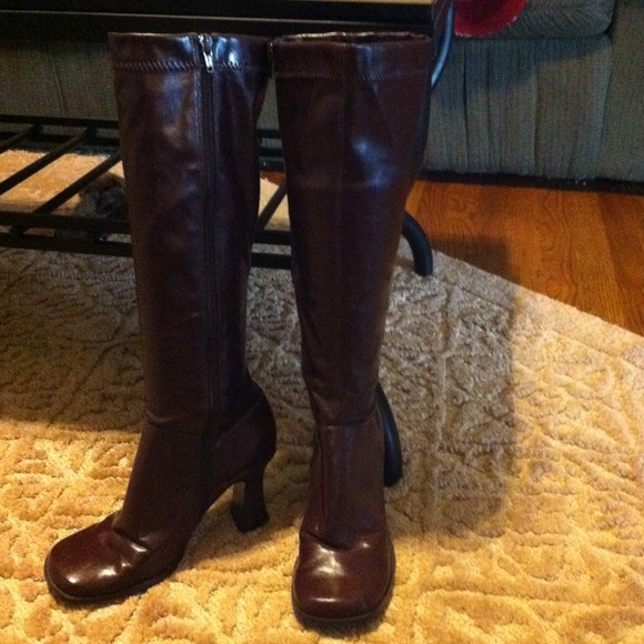 Re-Listed...brown dress boots.