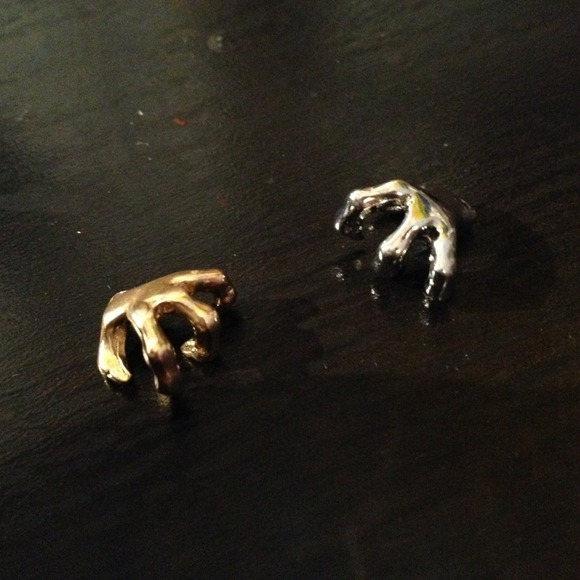 Claw ear cuffs