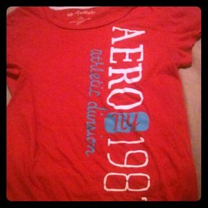 Aeropostale dark pink t-shirt