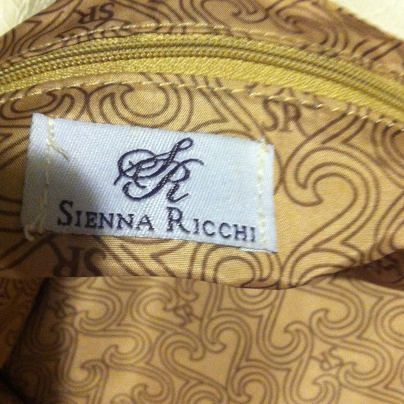 Handbag - Picture 2 of 3