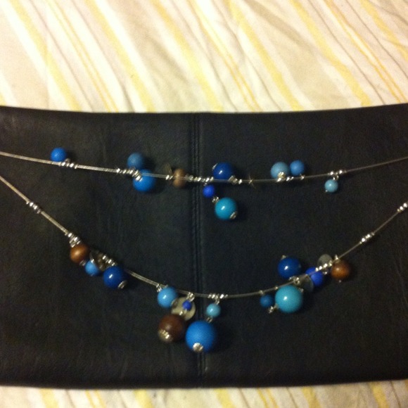 Necklace - Picture 2 of 2