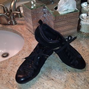 Gently used Brittany LV