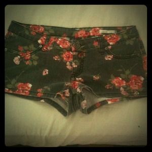 Floral print shorts