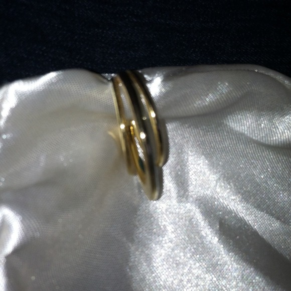 Earrings - Picture 3 of 3