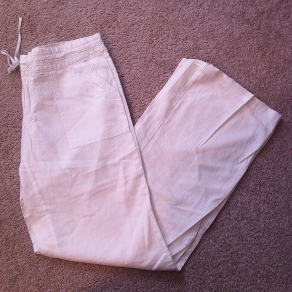 💛*SOLD*White pants