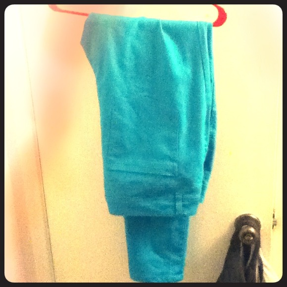💢REDUCED💢F21 teal skinny leg jeans