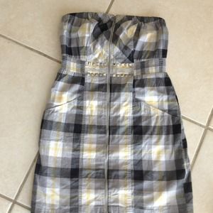 Adorable plaid G by Guess Dress (M)