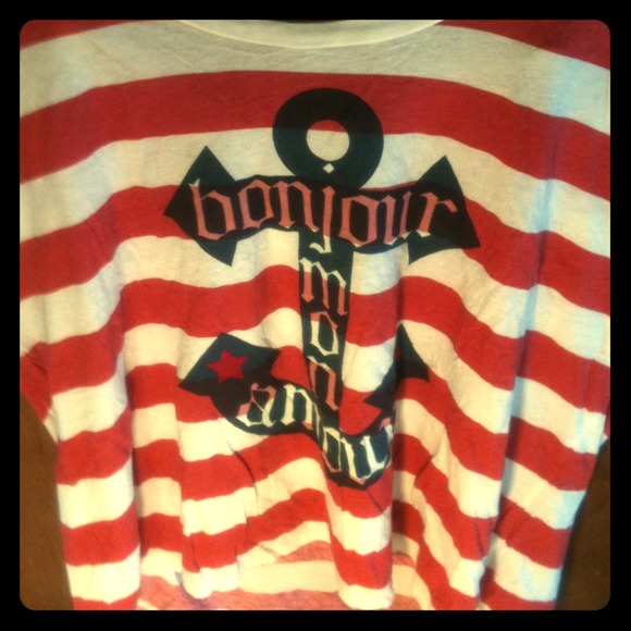 Off the shoulder anchor crop top