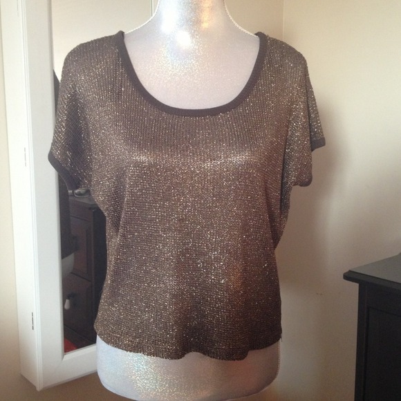 Gold shirt