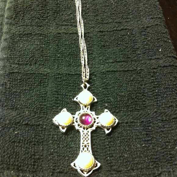 💥Reduced💥 cross necklace from antique store