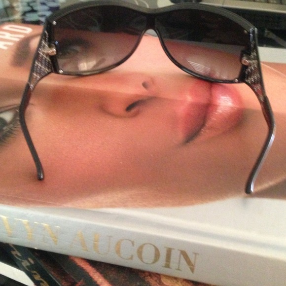Authentic Gucci Sunglasses. main image 4