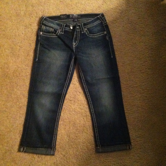 Silver Capris - Picture 2 of 3