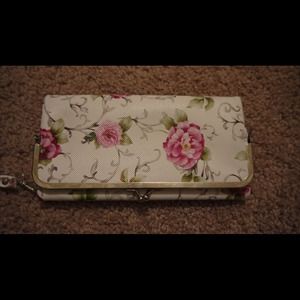 Floral💐clutch/wallet