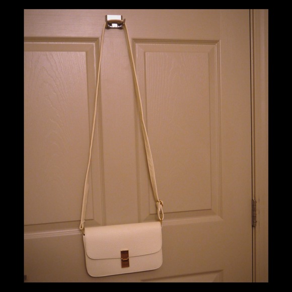 Cross body bag👜