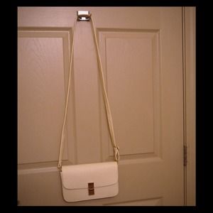 Cross body bag👜