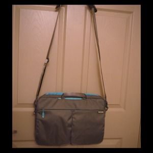 Men's👨 Incase Messenger/Shoulder/iPad bag💼