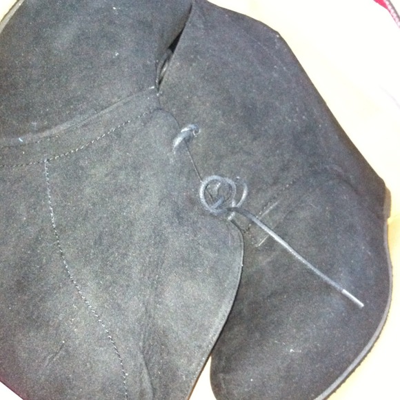 New - Picture 2 of 4