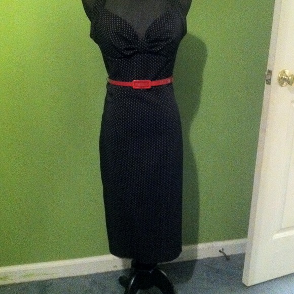 SOLD🔴🔴Polka dot black dress with red belt - Picture 2 of 3