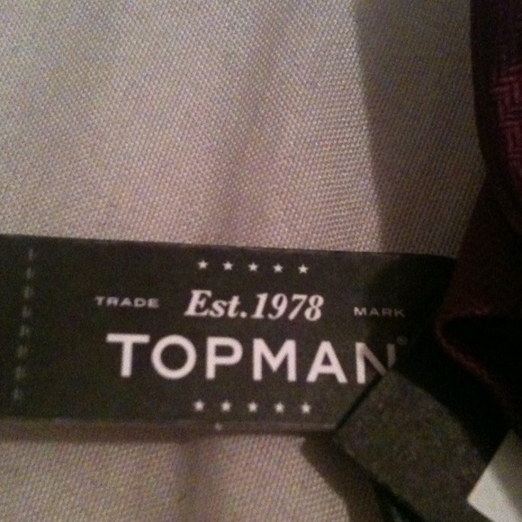 Topman red burgundy bow-tie - Picture 2 of 2