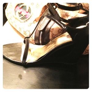 Black Strappy Wedges!