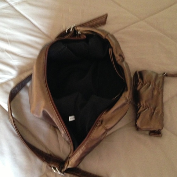 Hobo bag with matching clutch - Picture 3 of 3