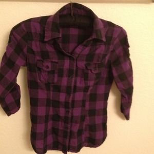 ***SOLD****Plaid 3/4 length sleeve
