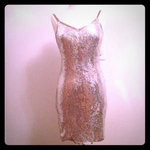 💥Reduced💥GUC Silver sequin dress size 8