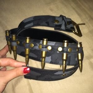 ✨New✨ hot topic camo bullet belt