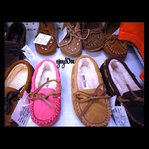 DOES ANYONE KNOW WHAT THESE ARE CALLED?OR FOR SALE