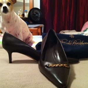 Brooks Brother's leather pumps. Never worn. Sz  8