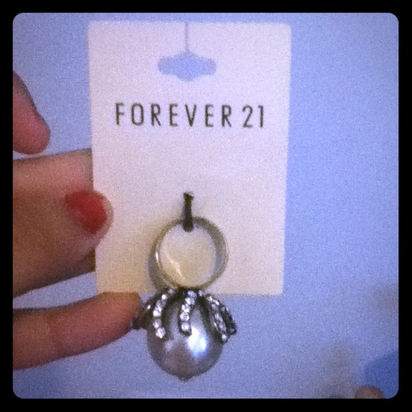 Pearl ring
