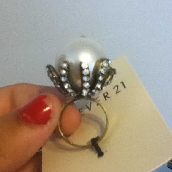 Pearl ring - Picture 3 of 3