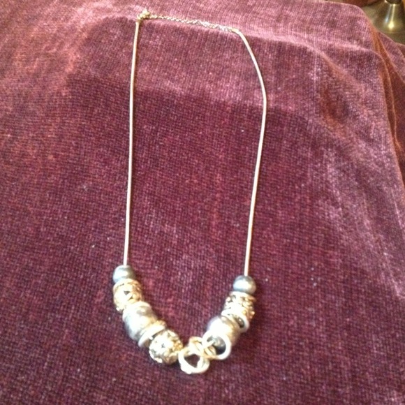 Silver and gold necklace - Picture 1 of 1