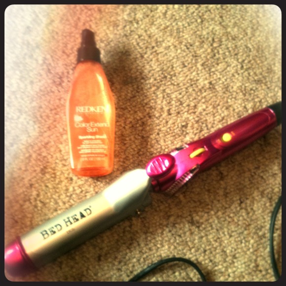 bedhead curling iron & redken sun shield