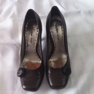Gianni Bini brown heels