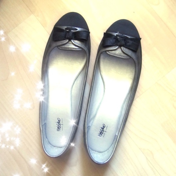 Mossimo flats