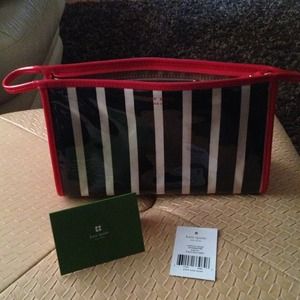 kate spade Handbags - 🌷Bundle🌷Kate Spade make up bag and Wilson's bag kate spade Handbags - 🌷Bundle🌷Kate Spade make up bag and Wilson's bag