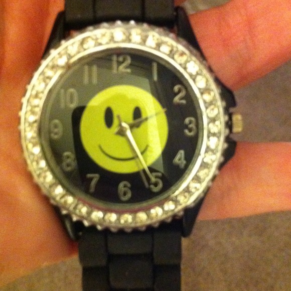 Happy face watch with cz - Picture 1 of 3