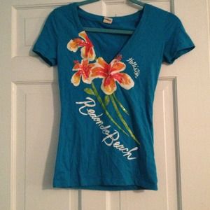 Hollister shirt!