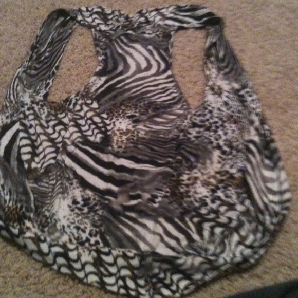 Animal print cardigan 😍