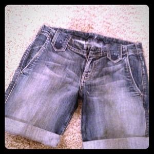 Low rise seventh jean short