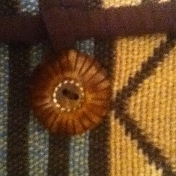 Aztec Printed Jacket REDUCED PRICE - Picture 3 of 3