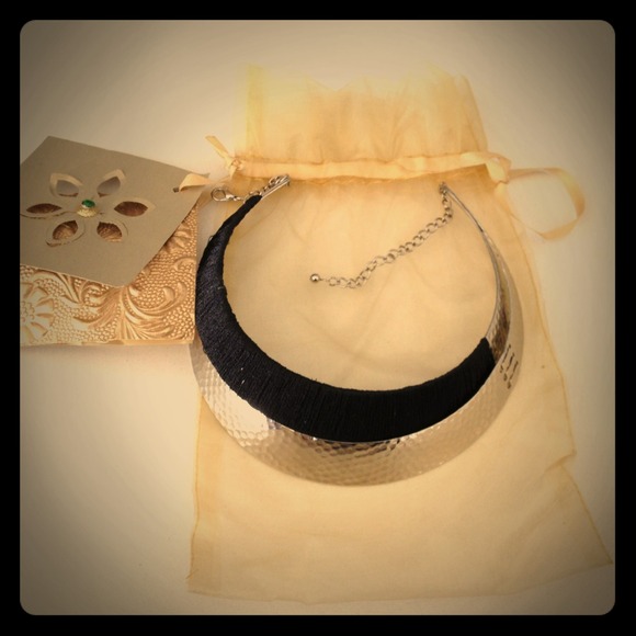 Silver choker with black mettalic thread! - Picture 1 of 4