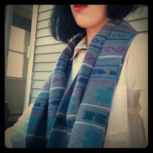 Yves Saint Laurent Accessories - @yyallue only - Yves Saint Laurent wool scarf Yves Saint Laurent Accessories - @yyallue only - Yves Saint Laurent wool scarf