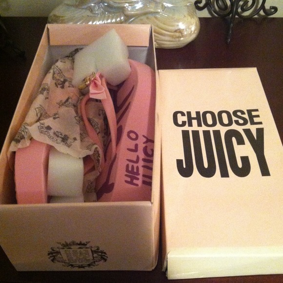Bundle 💓Juicy pink flop flops & believe