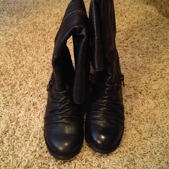 ❌❌RESERVED❌❌Black leather boots