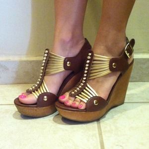 Steve Madden Tuscaan Wedges